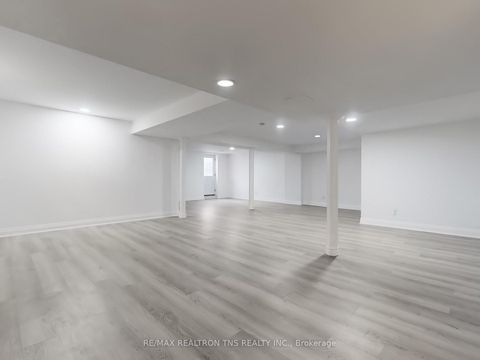 Photo 40 at 77 Frank Endean Road, Rouge Woods, Richmond Hill