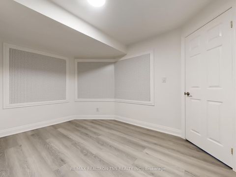 Photo 43 at 77 Frank Endean Road, Rouge Woods, Richmond Hill