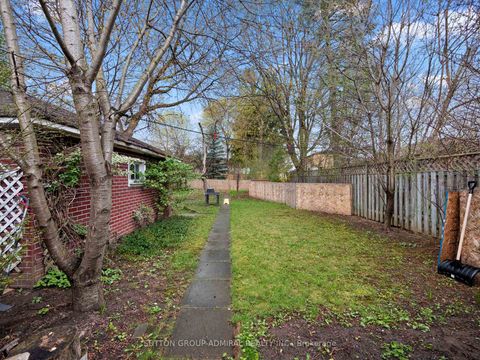 Photo 20 at 45 Northwood Drive, Newtonbrook East, Toronto