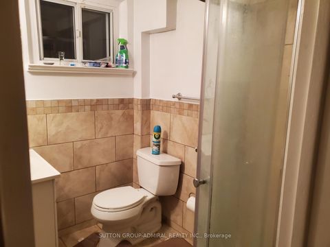 Photo 25 at 45 Northwood Drive, Newtonbrook East, Toronto