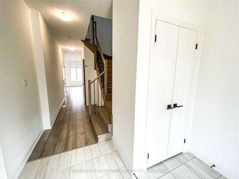 Photo 6 at 58 Fairlane Avenue, Painswick South, Barrie