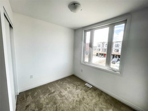 Photo 12 at 58 Fairlane Avenue, Painswick South, Barrie