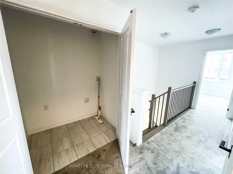 Photo 18 at 58 Fairlane Avenue, Painswick South, Barrie