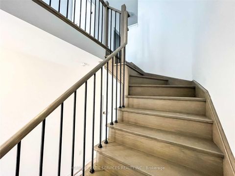 Photo 25 at 58 Fairlane Avenue, Painswick South, Barrie