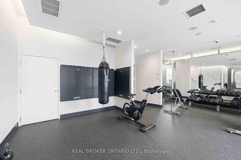 Photo 27 at 636 - 250 Wellington Street W, Waterfront Communities C1, Toronto