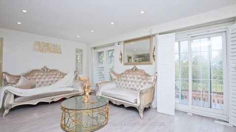 Photo 11 at 54 - 3525 Brandon Gate, Malton, Mississauga