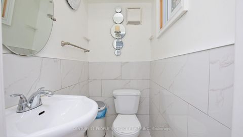 Photo 16 at 54 - 3525 Brandon Gate, Malton, Mississauga