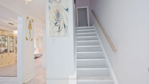 Photo 19 at 54 - 3525 Brandon Gate, Malton, Mississauga