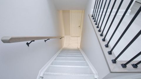 Photo 20 at 54 - 3525 Brandon Gate, Malton, Mississauga