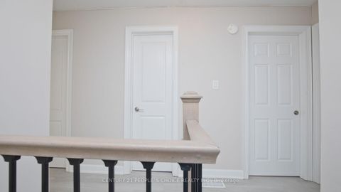 Photo 21 at 54 - 3525 Brandon Gate, Malton, Mississauga