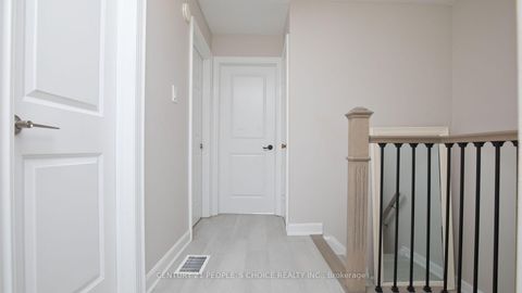 Photo 35 at 54 - 3525 Brandon Gate, Malton, Mississauga