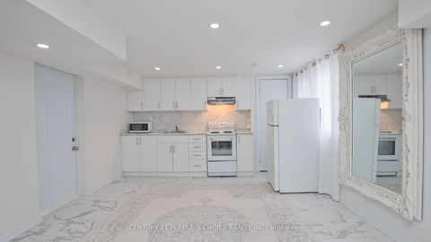 Photo 38 at 54 - 3525 Brandon Gate, Malton, Mississauga