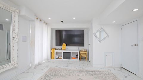 Photo 40 at 54 - 3525 Brandon Gate, Malton, Mississauga