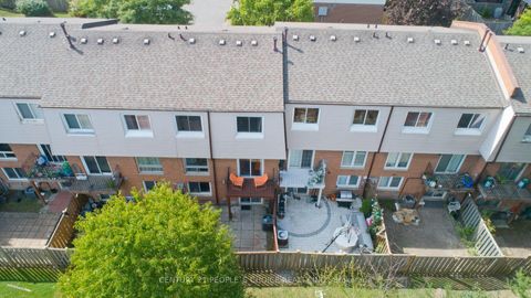 Photo 48 at 54 - 3525 Brandon Gate, Malton, Mississauga