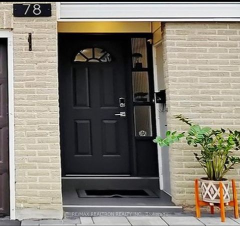 Photo 1 at 78 - 2440 Bromsgrove Road, Clarkson, Mississauga