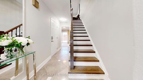 Photo 2 at 78 - 2440 Bromsgrove Road, Clarkson, Mississauga