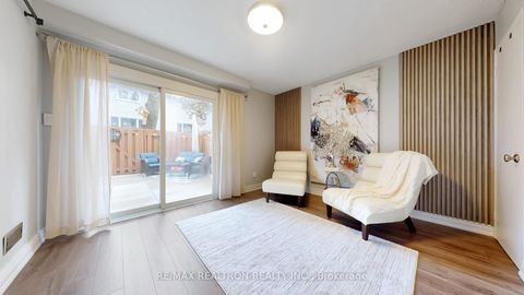 Photo 3 at 78 - 2440 Bromsgrove Road, Clarkson, Mississauga