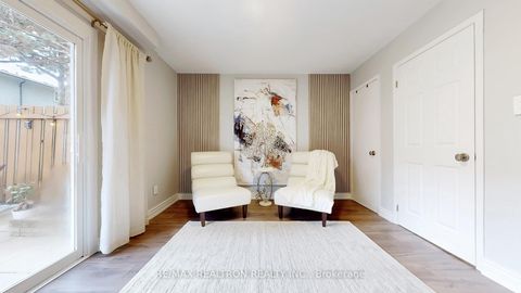 Photo 5 at 78 - 2440 Bromsgrove Road, Clarkson, Mississauga