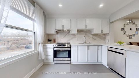 Photo 16 at 78 - 2440 Bromsgrove Road, Clarkson, Mississauga