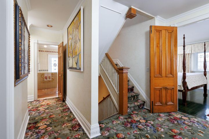 Photo 22 at 5 Castle Frank Crescent, Moore Park, Toronto