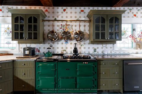 Photo 14 at 5 Castle Frank Crescent, Moore Park, Toronto