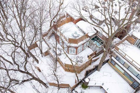 Photo 33 at 5 Castle Frank Crescent, Moore Park, Toronto