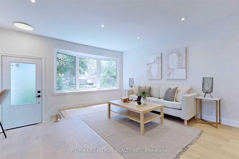 Photo 2 at 219 Beechy Drive, Crosby, Richmond Hill