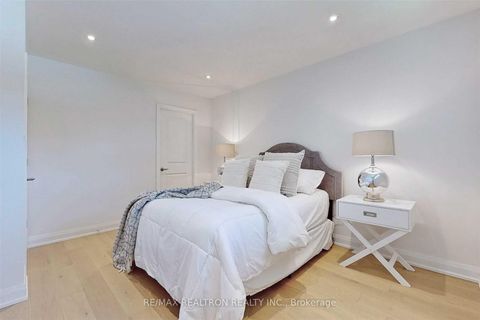 Photo 19 at 219 Beechy Drive, Crosby, Richmond Hill