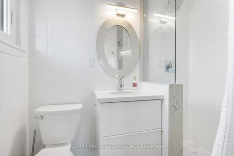 Photo 16 at 39 Norbert Crescent, West Deane, Toronto