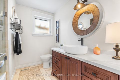 Photo 20 at 39 Norbert Crescent, West Deane, Toronto