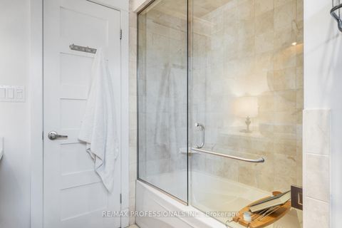 Photo 21 at 39 Norbert Crescent, West Deane, Toronto