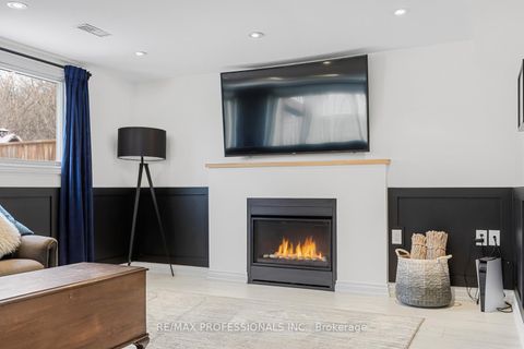 Photo 23 at 39 Norbert Crescent, West Deane, Toronto