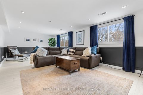 Photo 25 at 39 Norbert Crescent, West Deane, Toronto