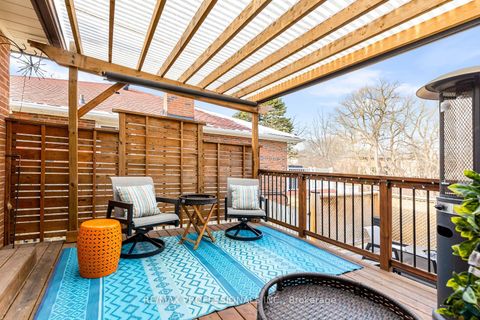 Photo 32 at 39 Norbert Crescent, West Deane, Toronto