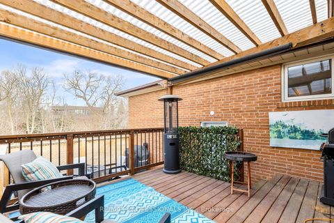 Photo 33 at 39 Norbert Crescent, West Deane, Toronto