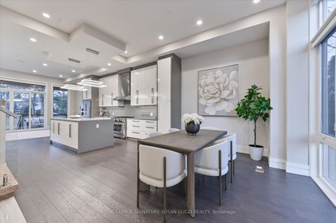 Photo 5 at 18 Ferris Road, Parkview, Toronto