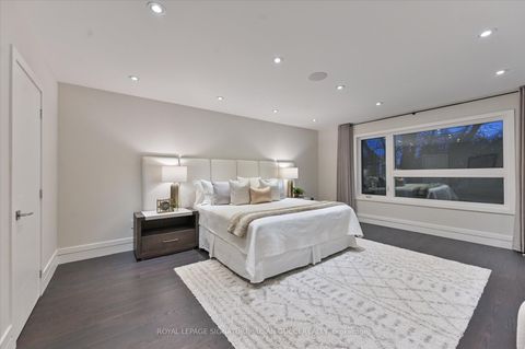 Photo 18 at 18 Ferris Road, Parkview, Toronto