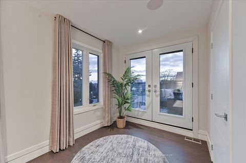 Photo 21 at 18 Ferris Road, Parkview, Toronto