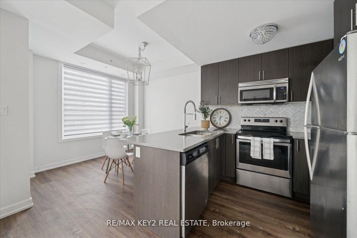 Photo 11 at 113 - 1555 Kingston Road, Town Centre, Pickering