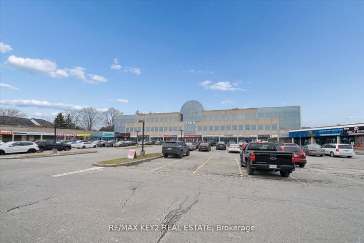 Photo 37 at 113 - 1555 Kingston Road, Town Centre, Pickering