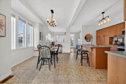 Photo 5 at 12 - 1070 Glenbourne Drive, Pinecrest, Oshawa