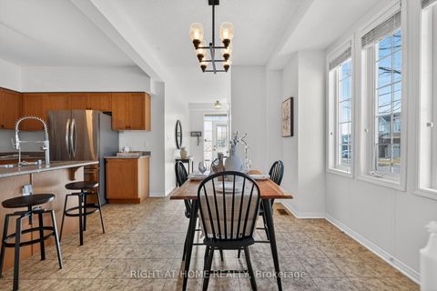 Photo 7 at 12 - 1070 Glenbourne Drive, Pinecrest, Oshawa