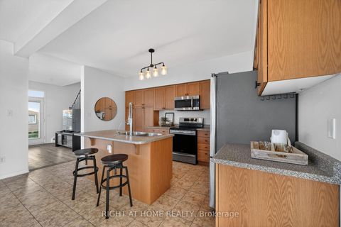 Photo 11 at 12 - 1070 Glenbourne Drive, Pinecrest, Oshawa