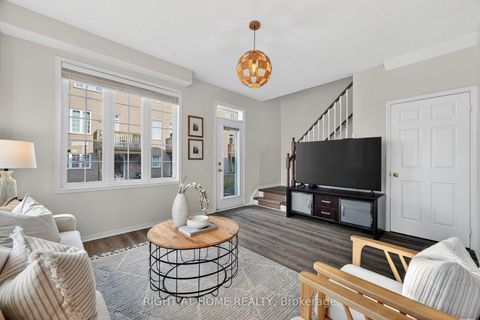 Photo 17 at 12 - 1070 Glenbourne Drive, Pinecrest, Oshawa