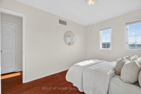 Photo 31 at 12 - 1070 Glenbourne Drive, Pinecrest, Oshawa