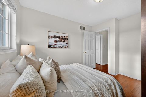 Photo 34 at 12 - 1070 Glenbourne Drive, Pinecrest, Oshawa