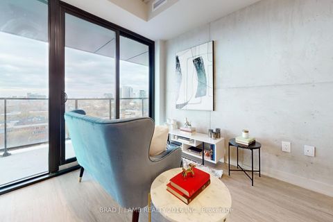 Photo 3 at 1014 - 195 McCaul Street, Chinatown, Toronto