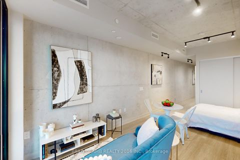 Photo 6 at 1014 - 195 McCaul Street, Chinatown, Toronto