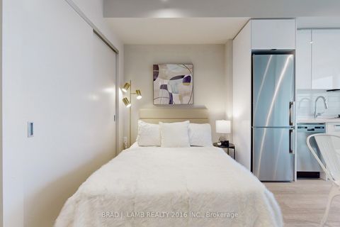 Photo 11 at 1014 - 195 McCaul Street, Chinatown, Toronto