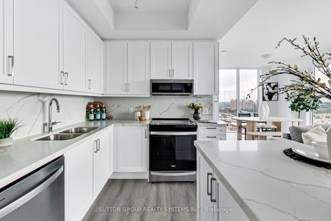 Photo 10 at 1503 - 20 Gatineau Drive, Beverley Glen, Vaughan